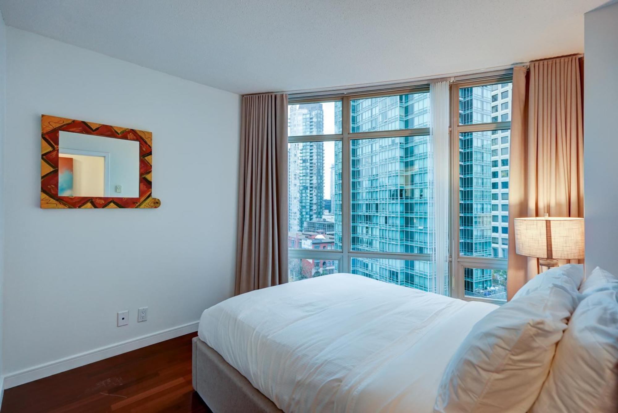 Dunowen Properties Ванкувер Экстерьер фото