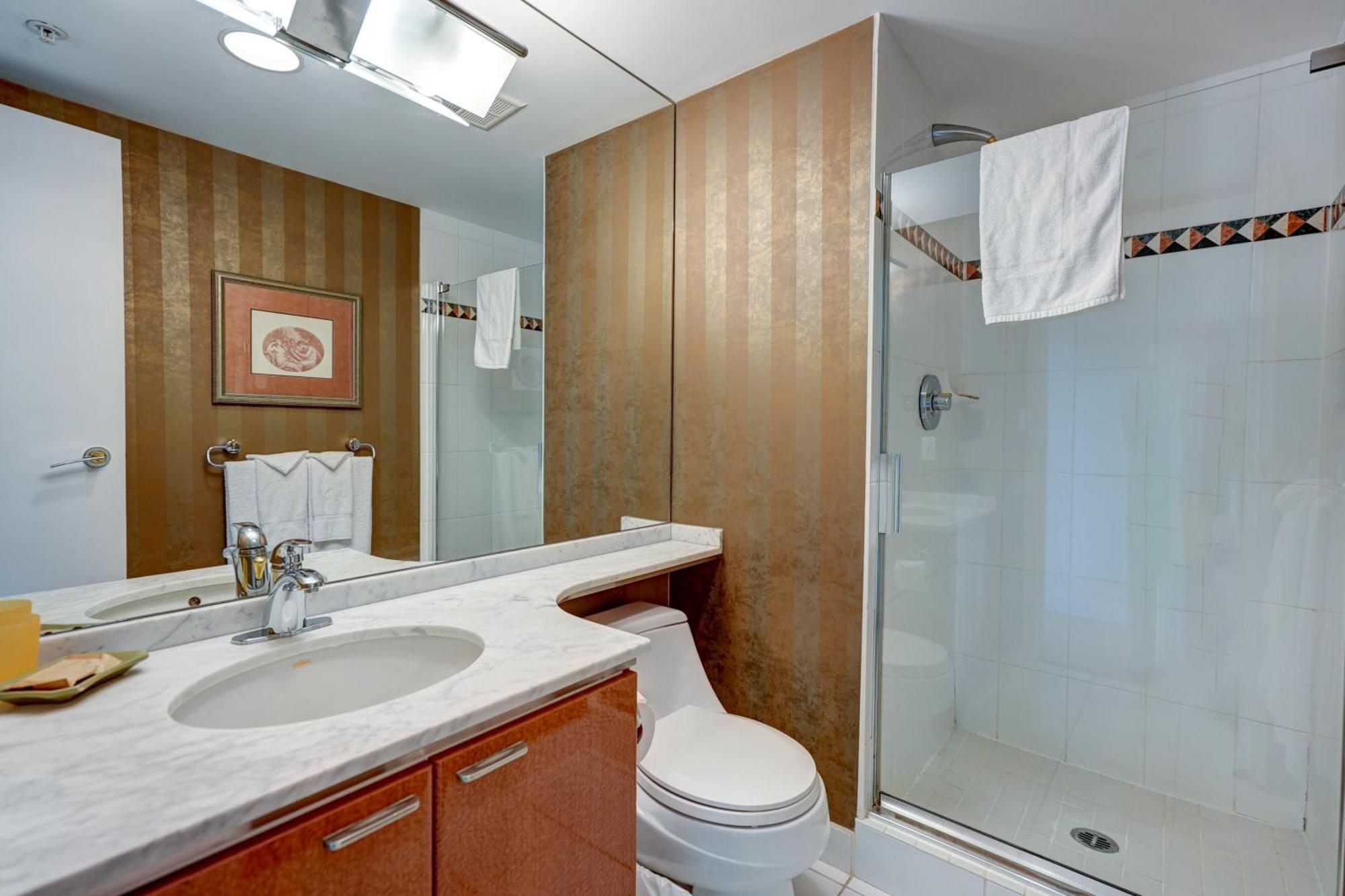 Dunowen Properties Ванкувер Экстерьер фото