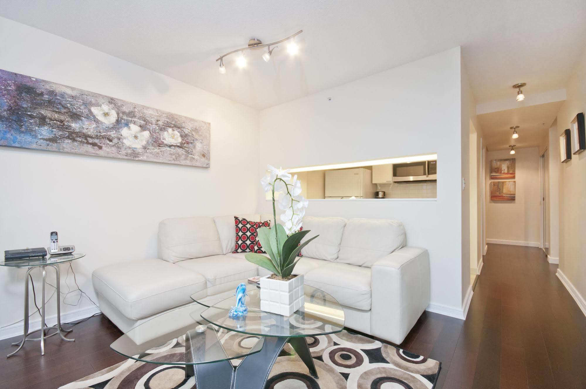 Dunowen Properties Ванкувер Экстерьер фото