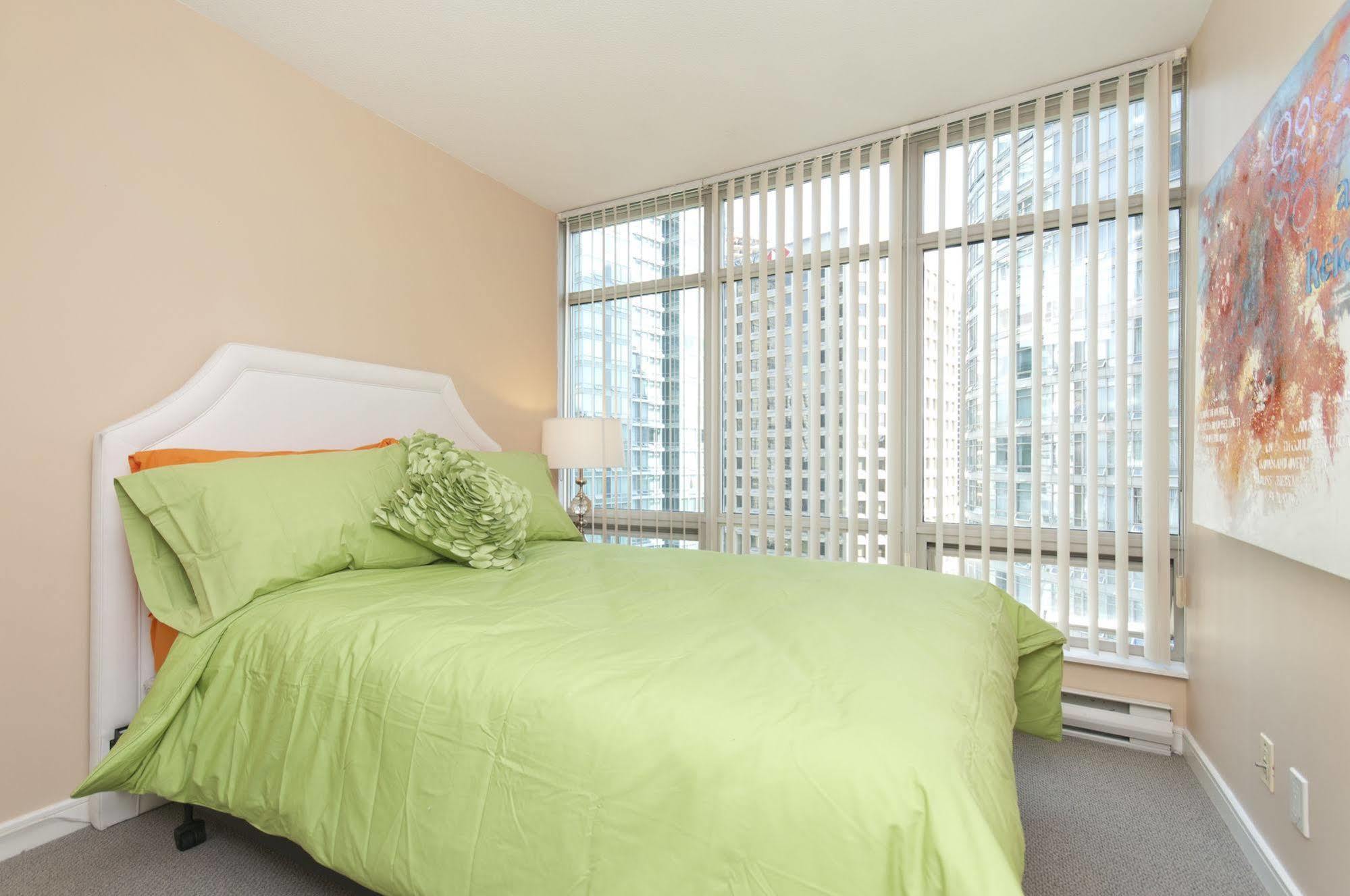 Dunowen Properties Ванкувер Экстерьер фото