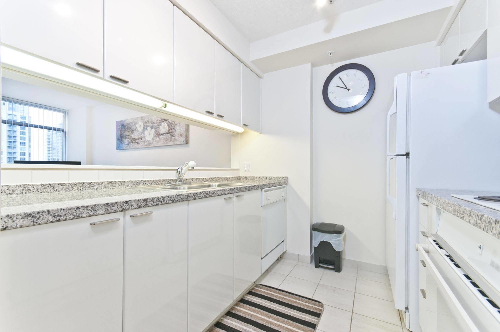 Dunowen Properties Ванкувер Экстерьер фото